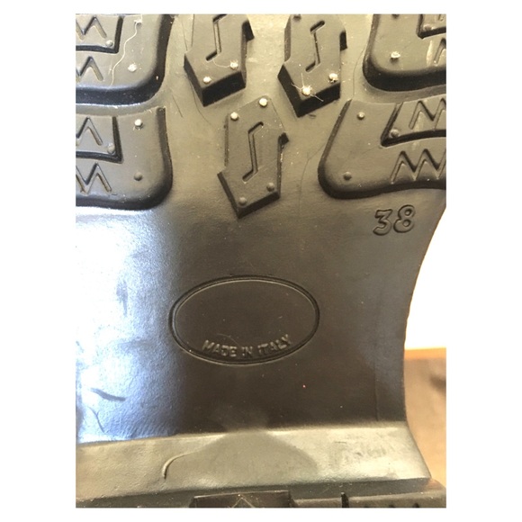 RARE Chunky Vintage ALDO Boots - Picture 5 of 10